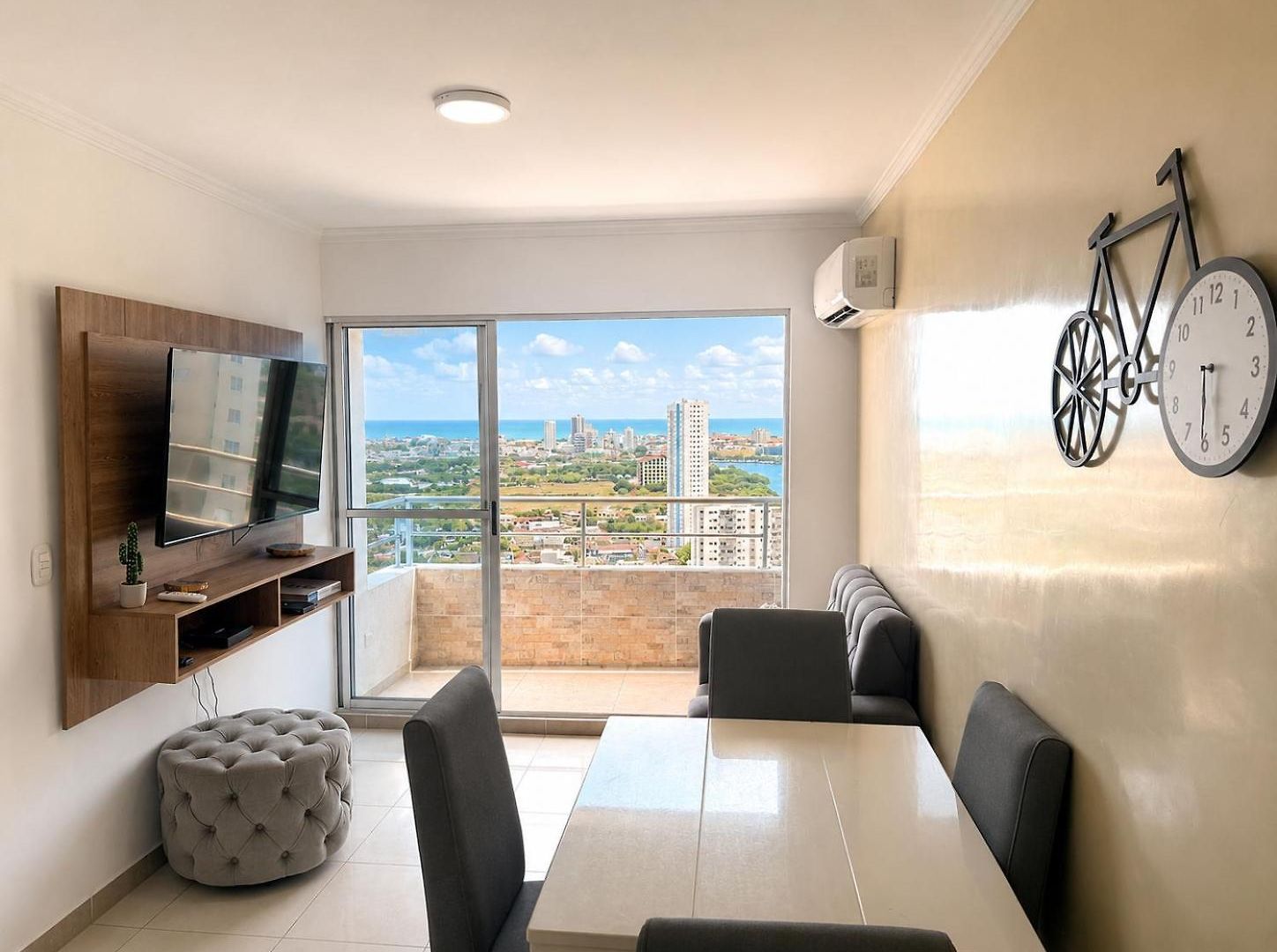 Apartamento Amoblado En Cerca De La Playa Edif Torre Primi