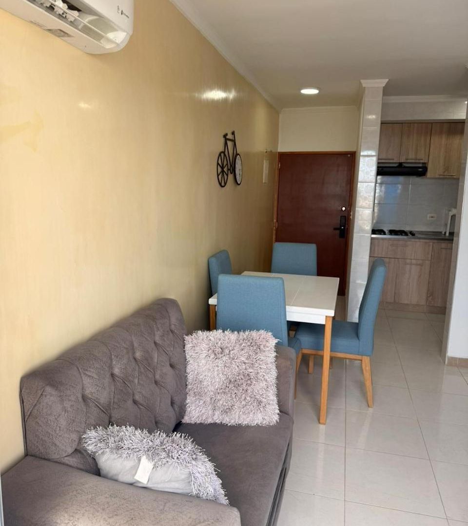 Apartamento Amoblado En Cerca De La Playa Edif Torre Primi
