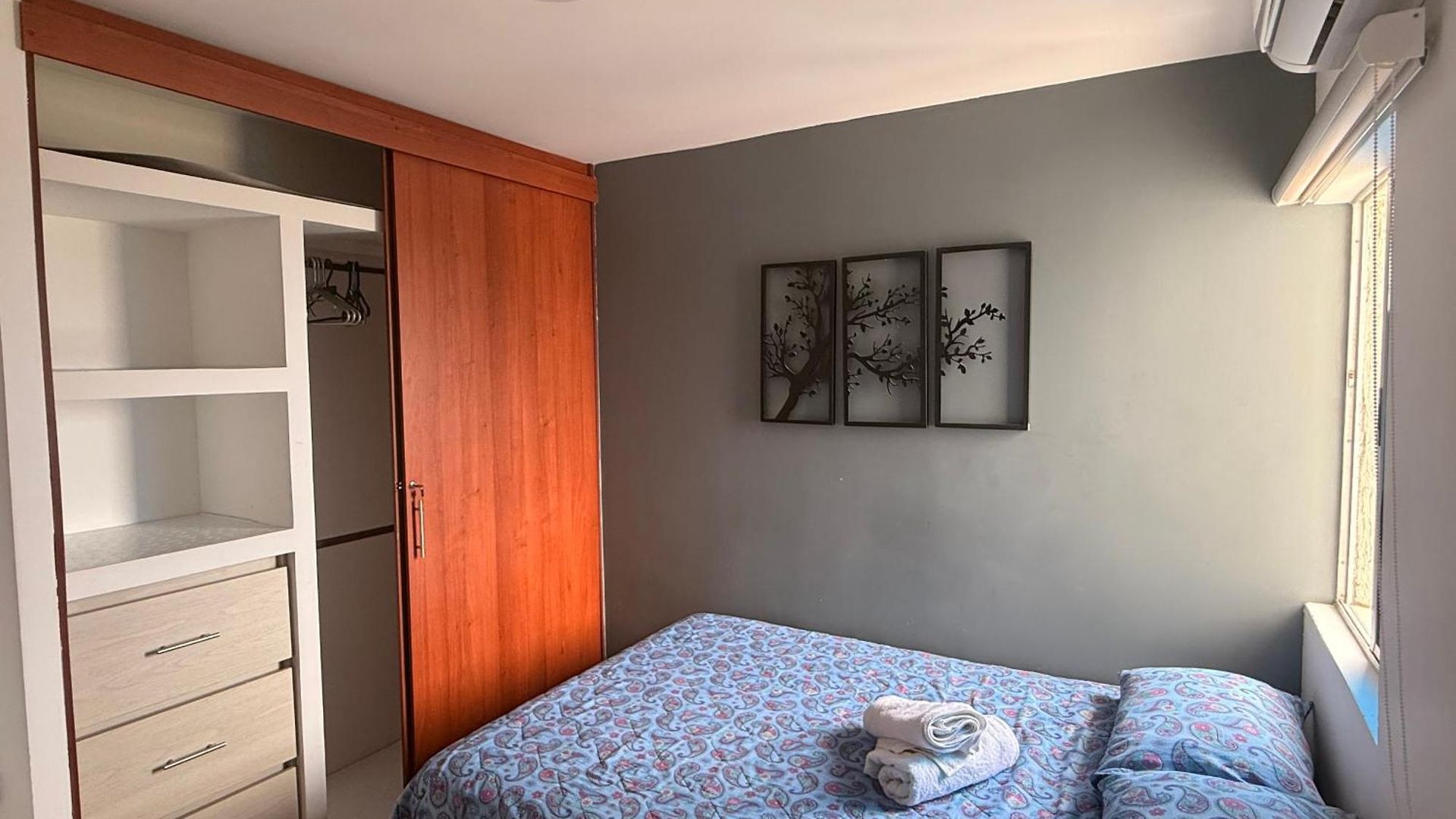 Amoblado En Cerca De La Playa Edif Torre Primi Apartamento *