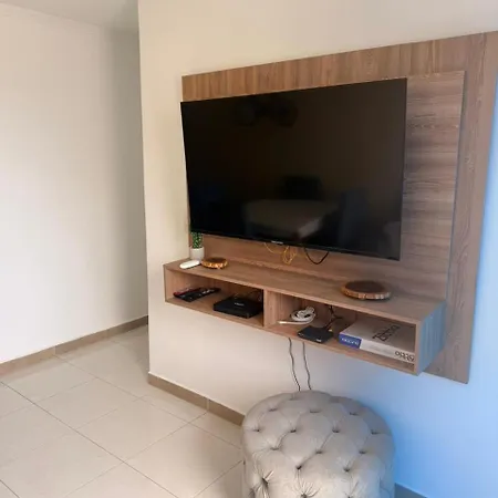 Apartamento Amoblado En Cerca De La Playa Edif Torre Primi