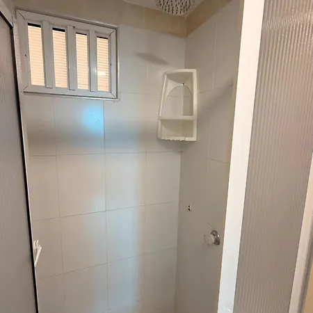 Amoblado En Cerca De La Playa Edif Torre Primi *