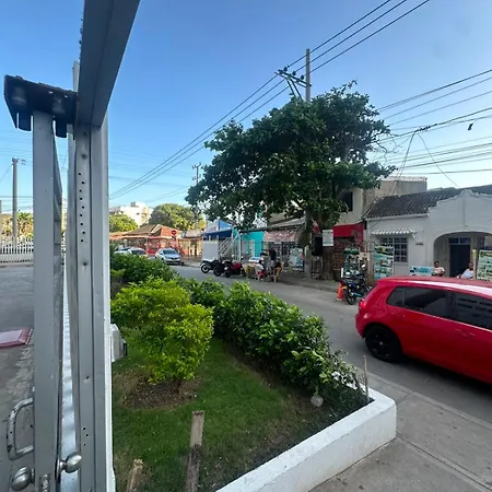 Amoblado En Cerca De La Playa Edif Torre Primi